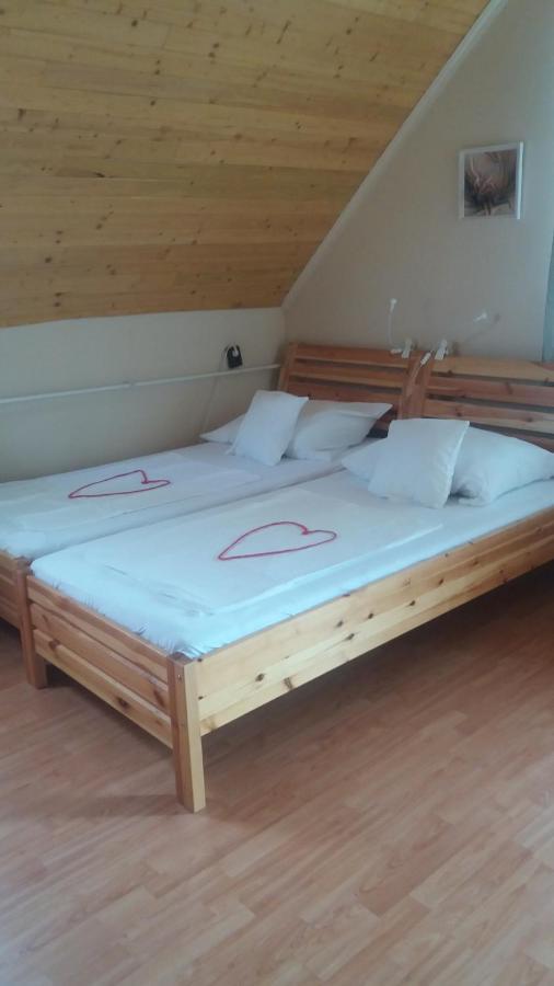 Vakacio Apartman Balatonalmádi المظهر الخارجي الصورة