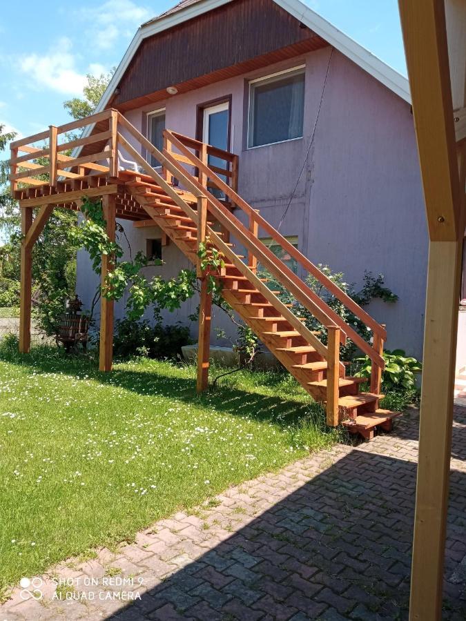 Vakacio Apartman Balatonalmádi المظهر الخارجي الصورة